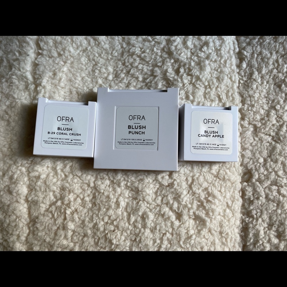 Ofra blush bundle - Picture 2 of 2